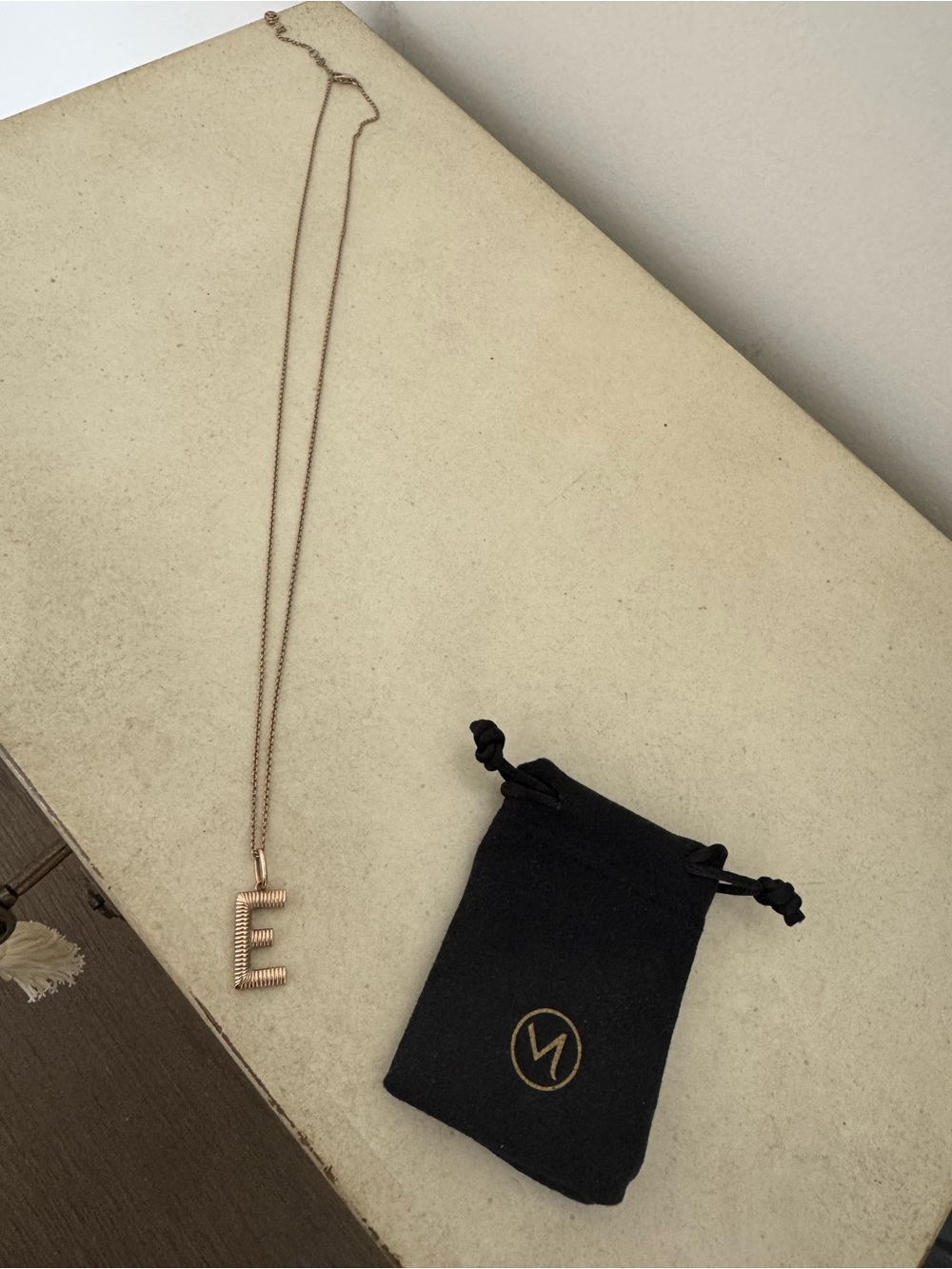 Mejuri Bold “E” Letter Pendant Necklace